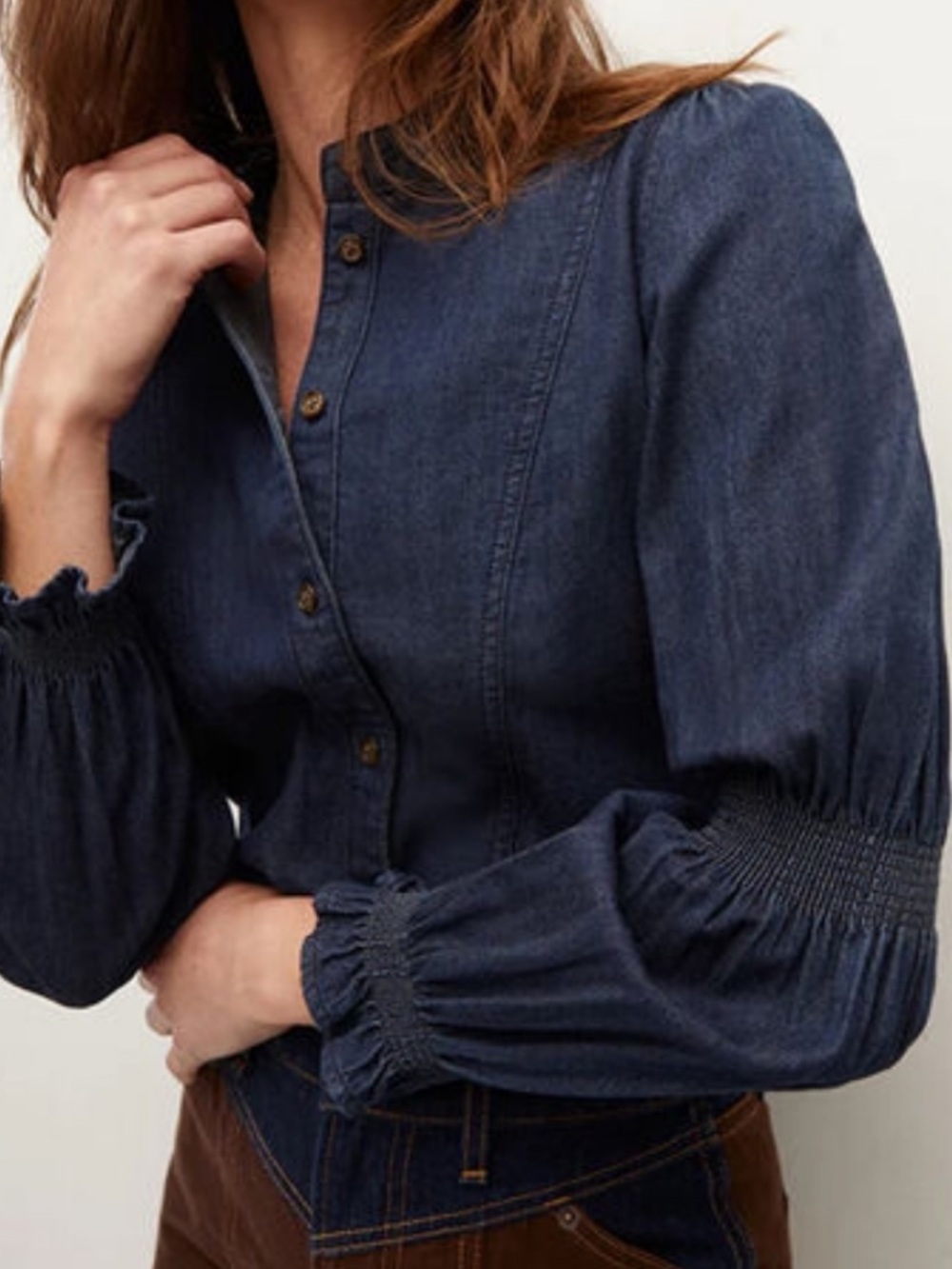 Veronica Beard Dalton Puff-Sleeve Top in Oxford Indigo Wash. Size 0